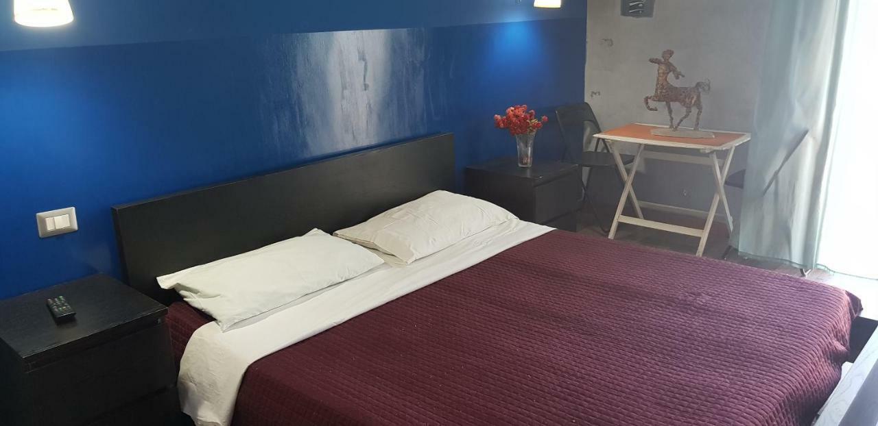 Arthur Hostel Рим Экстерьер фото
