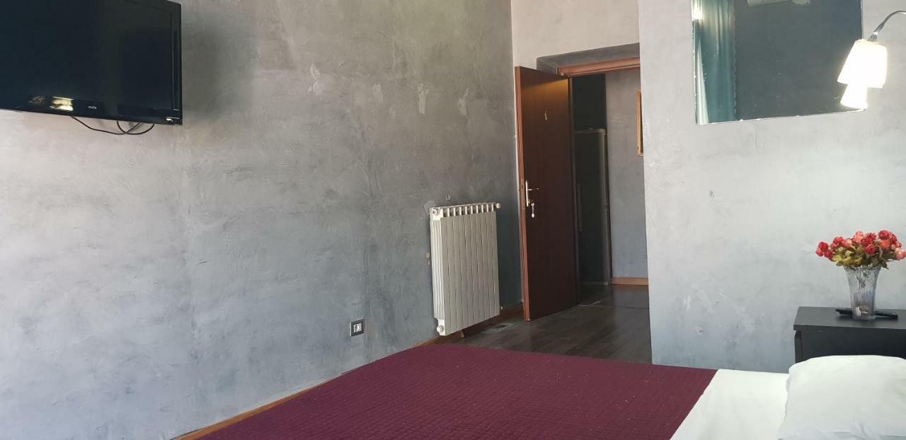 Arthur Hostel Рим Экстерьер фото